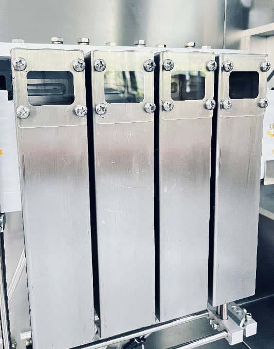 Filling arrangement on a packaging machine reference